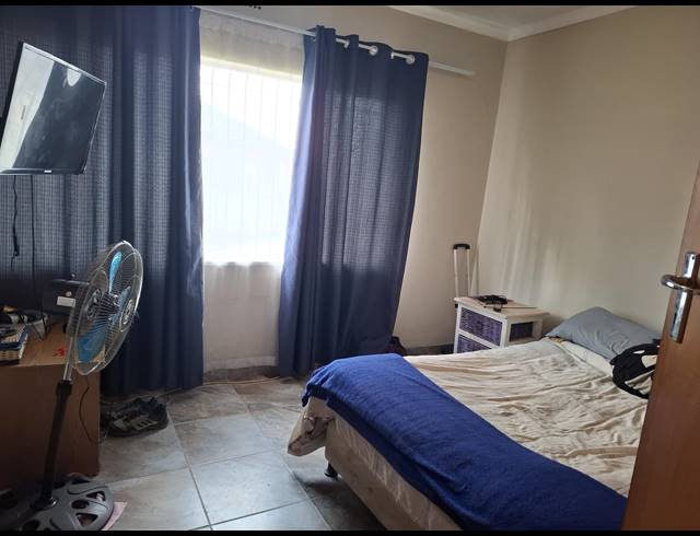 4 BEDROOM HOUSE FOR SALE IN DAL FOUCHE